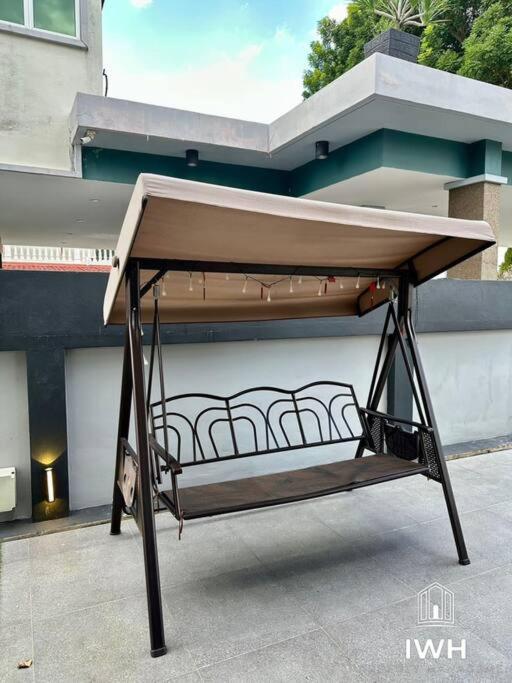 19a For 12pax 6 Carpark With Bbq By Iwh
